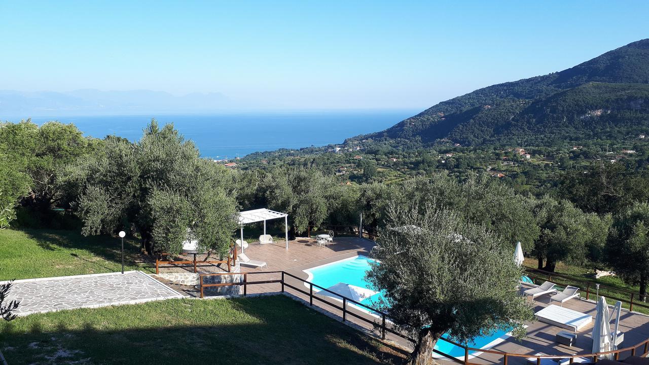 Tenuta Terre Di Bosco Oasi Di Relax Nel Cilento San Giovanni a Piro Εξωτερικό φωτογραφία