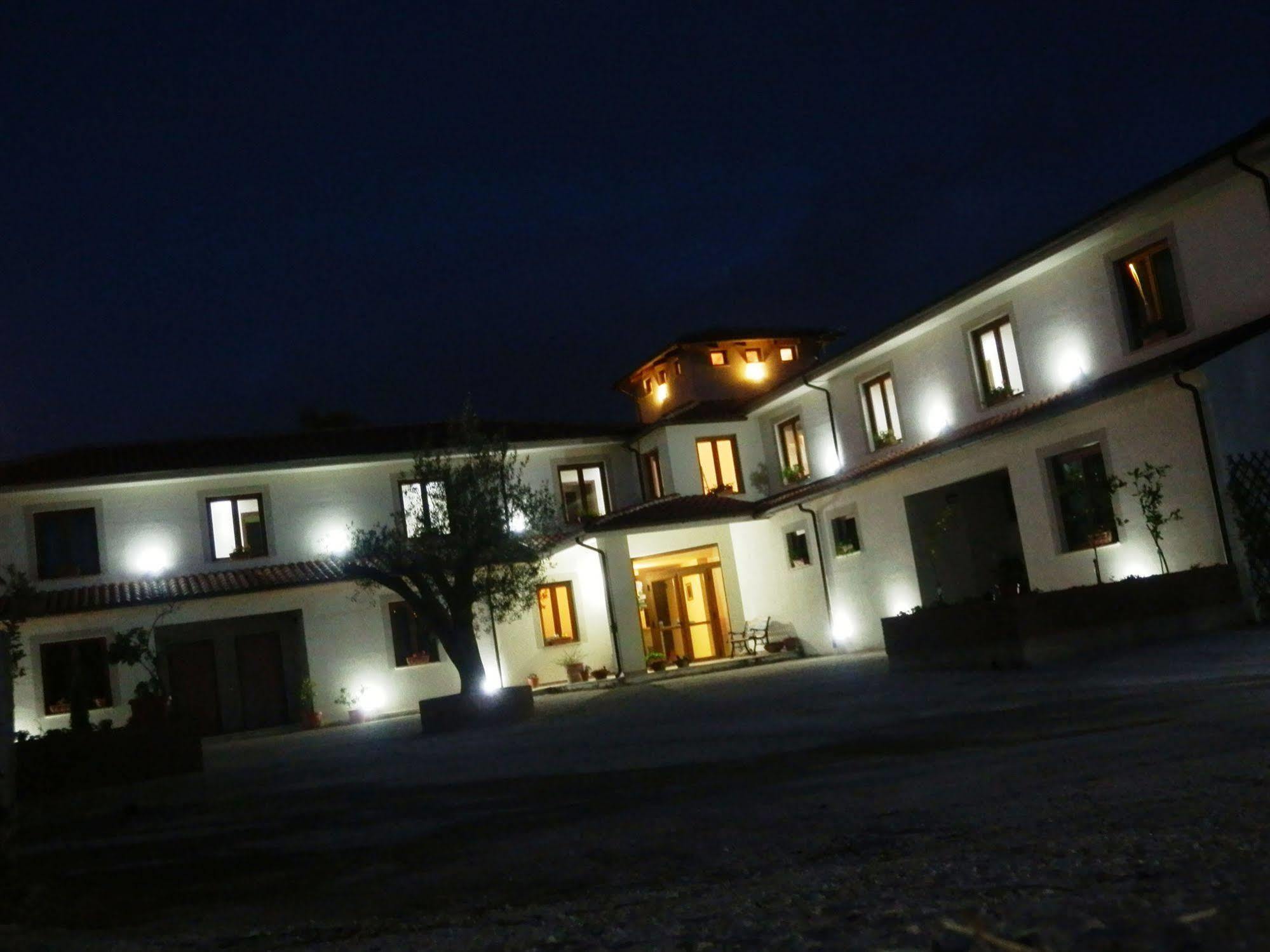 Tenuta Terre Di Bosco Oasi Di Relax Nel Cilento San Giovanni a Piro Εξωτερικό φωτογραφία